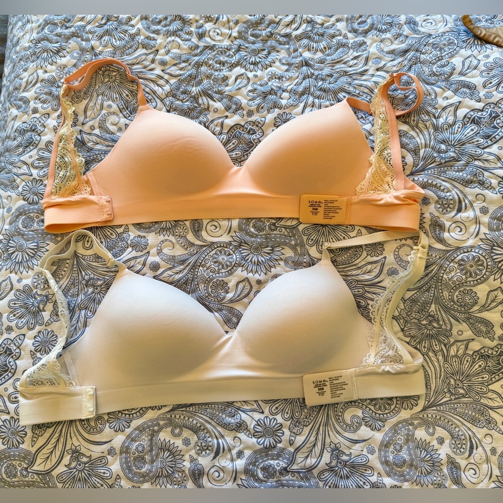 Elegant Lace Trim enbliss lux wireless bras- Peach and White